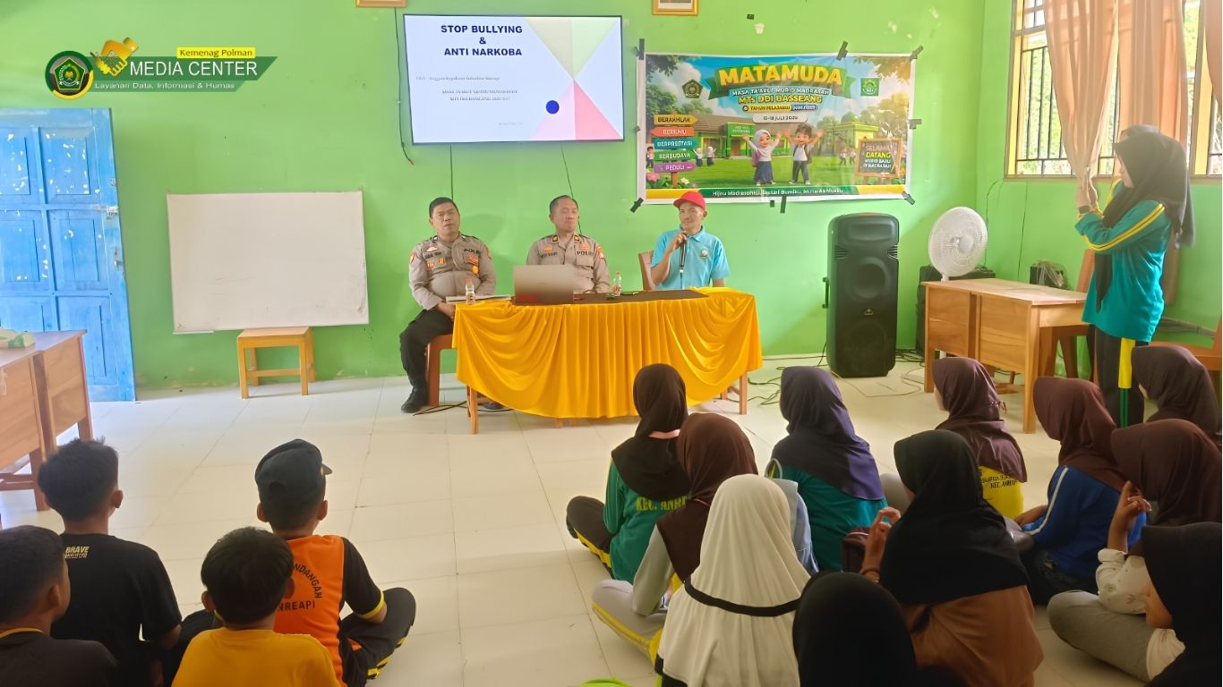 MTs DDI Basseang Bekali Siswa Baru Pemahaman Hukum melalui Sosialisasi Stop Bullying dan Bahaya Narkoba